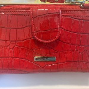 Samantha Brown Crossbody wallet